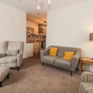 Apartment Station View, Pickering
